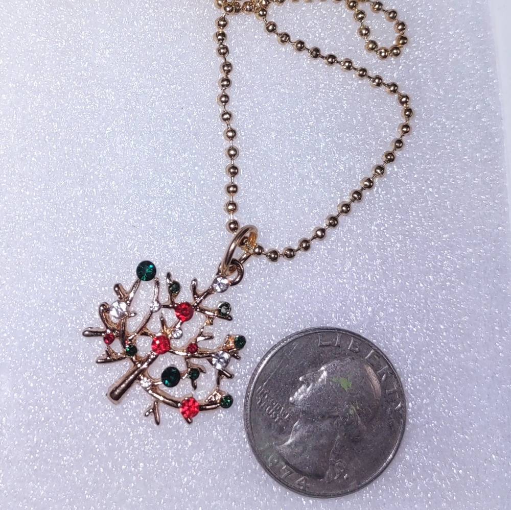 Christmas Tree Pendant on Goldtone Steelball Chain - Picture 4 of 10